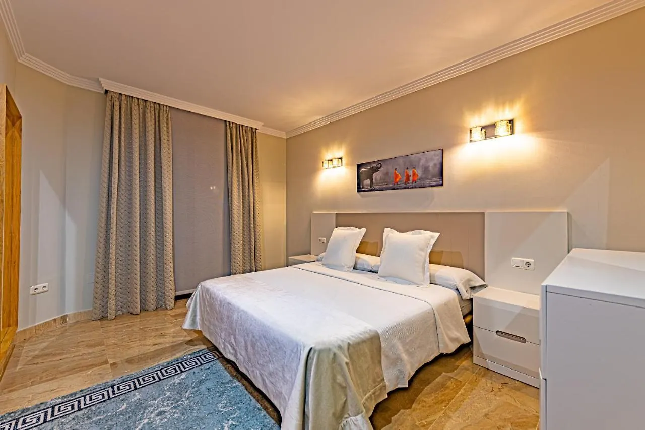 Marina Luxury Apartment Estepona