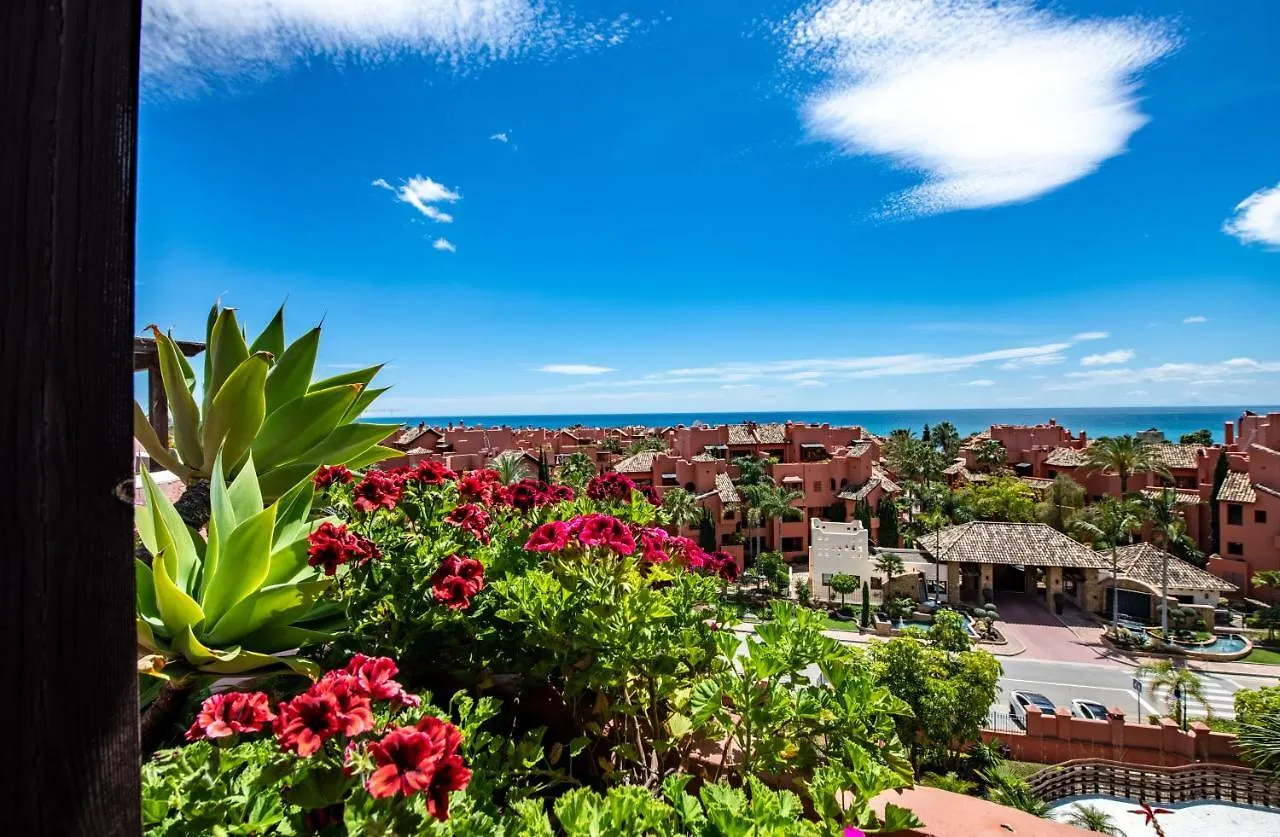 Marina Luxury Apartment Estepona